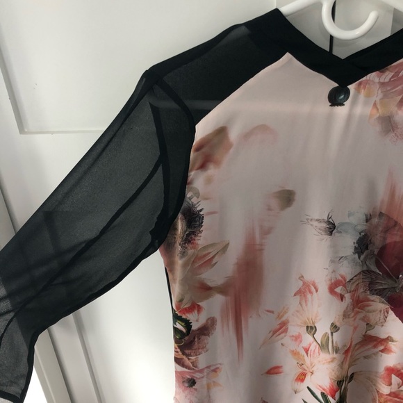 Ted baker blouse - Picture 2 of 8
